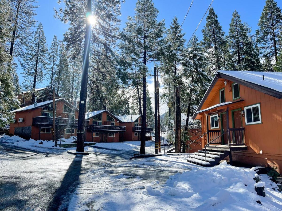 The Pines Resort & Conference Center Bass Lake Eksteriør billede