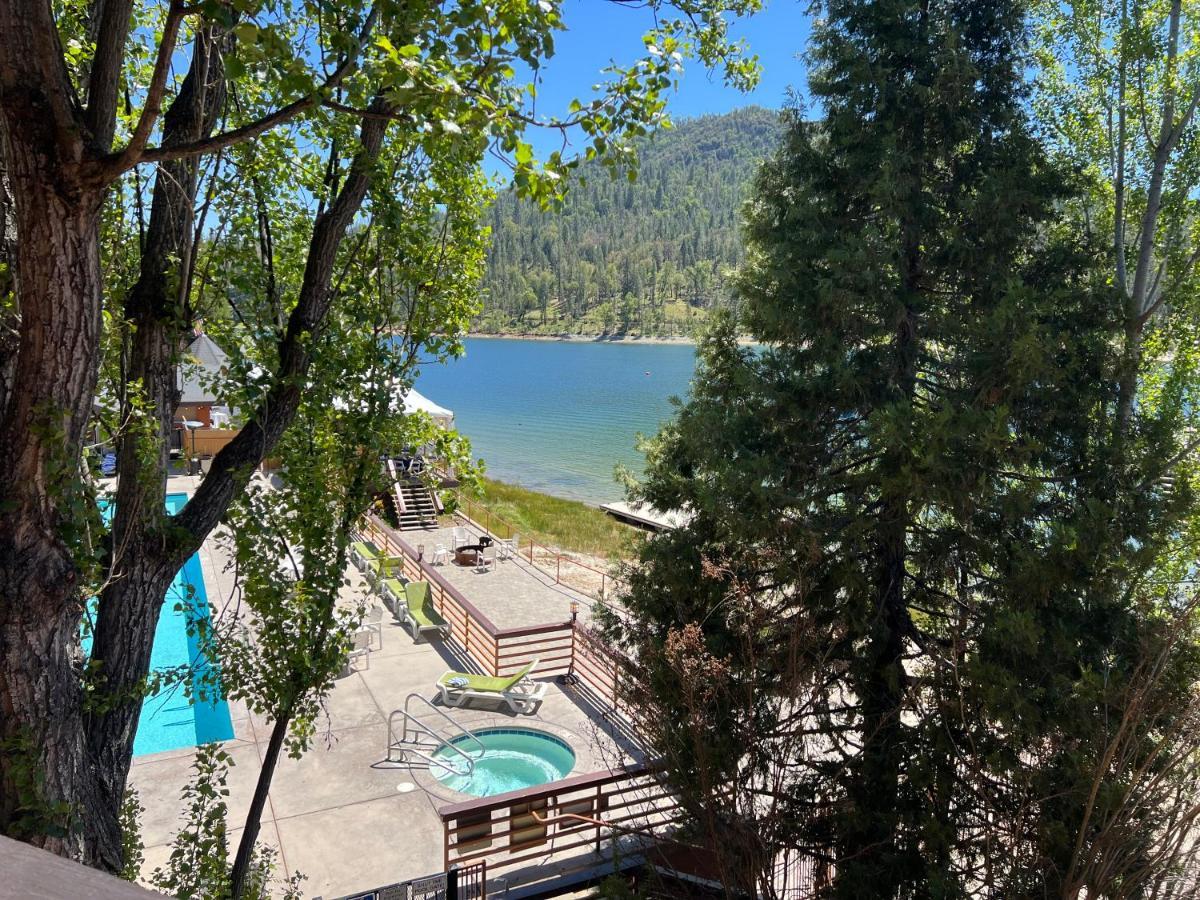 The Pines Resort & Conference Center Bass Lake Eksteriør billede