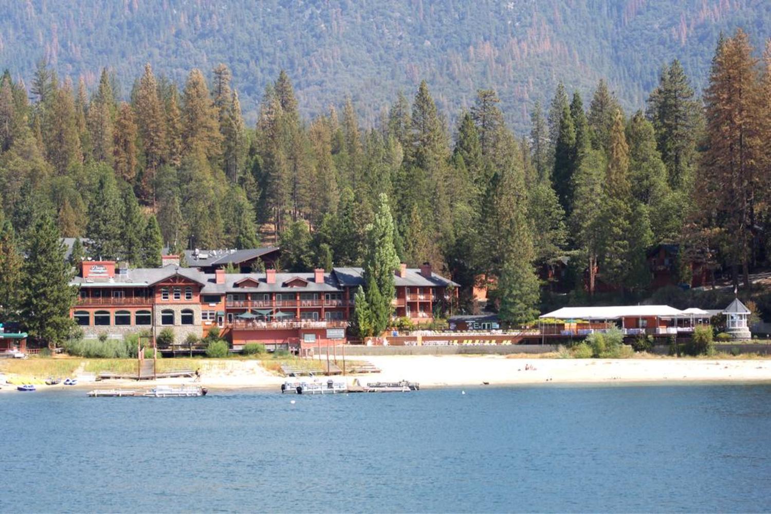 The Pines Resort & Conference Center Bass Lake Eksteriør billede