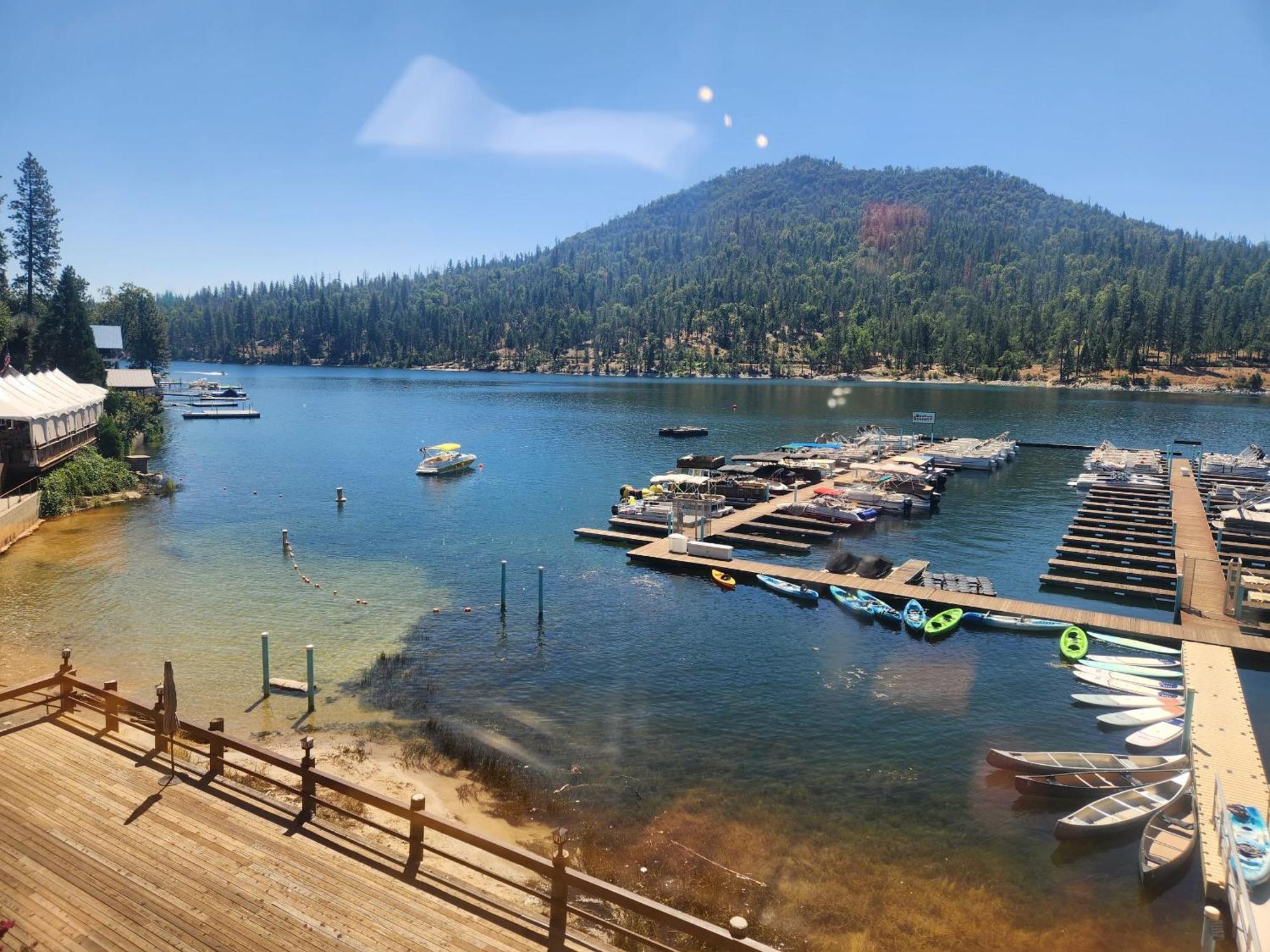 The Pines Resort & Conference Center Bass Lake Eksteriør billede
