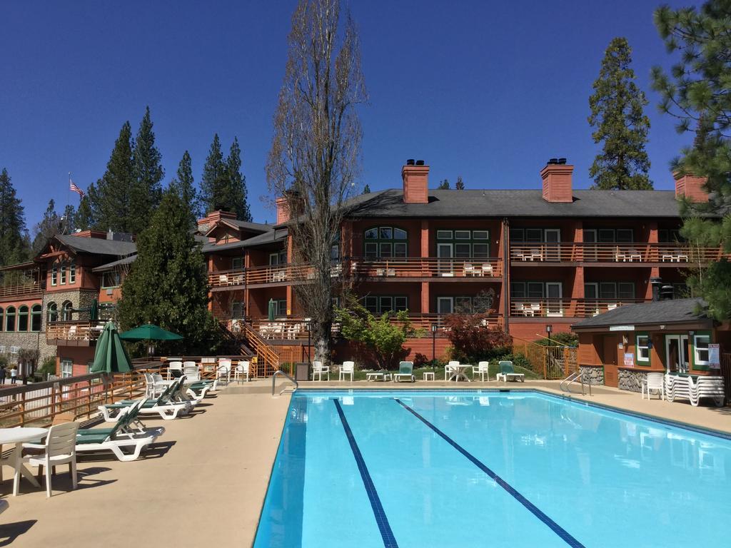 The Pines Resort & Conference Center Bass Lake Eksteriør billede